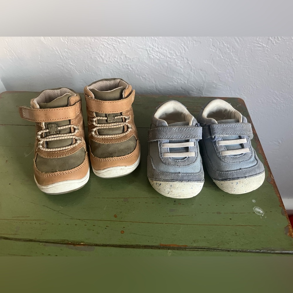 Two pairs if stride ride boys shoes toddler size 4